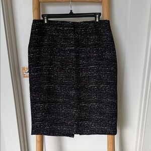 Ann Taylor Black Tweed Pencil Skirt with Subtle Silver and Purple Threads